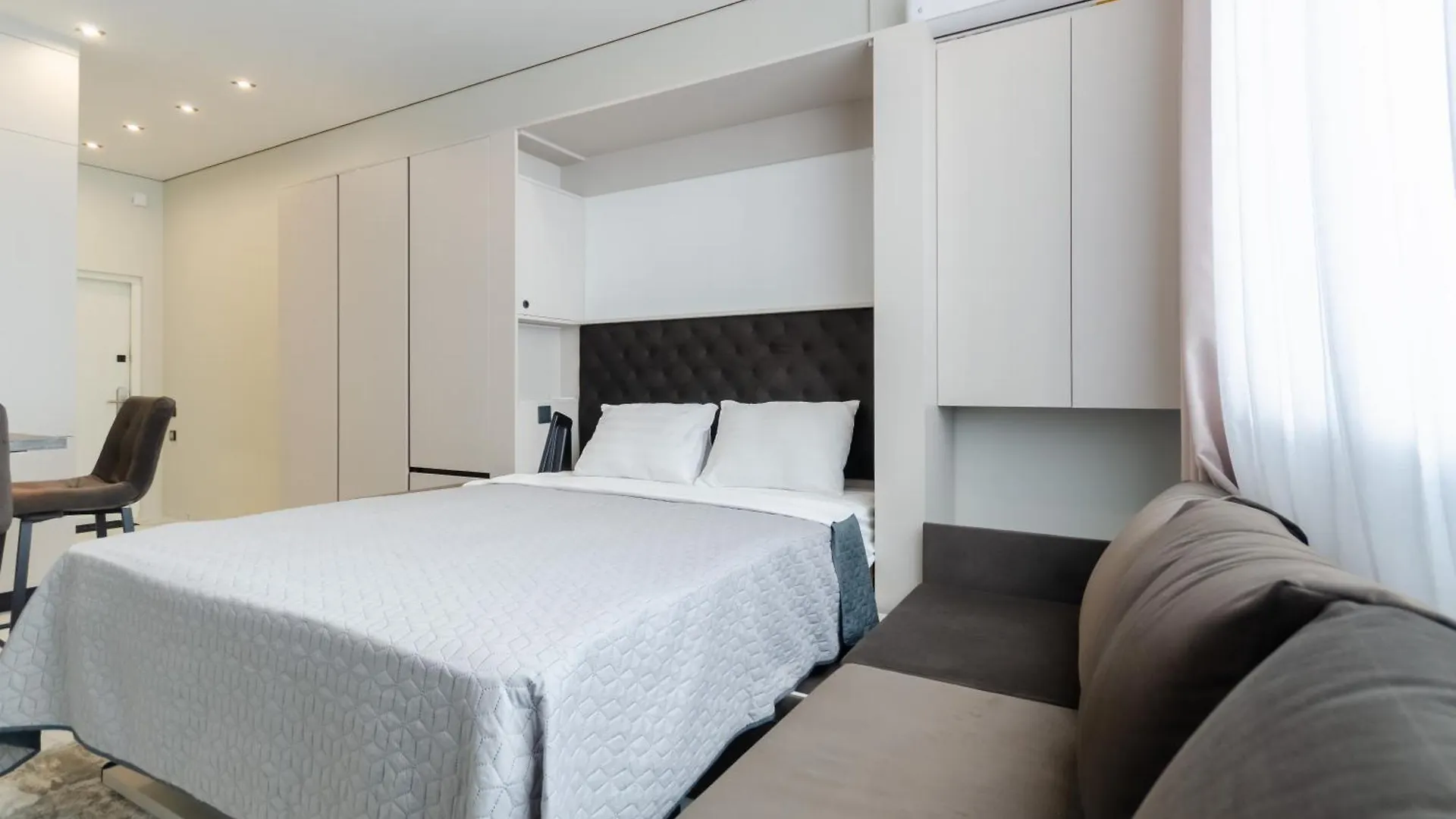 Petrovdom Apartments 68A-68B-305A-305B-280A-280B-265A-265B In Smart Rc Manhattan, Beresteiskyi 11 Киев 0*,