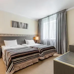4* מלון Maidan Palace