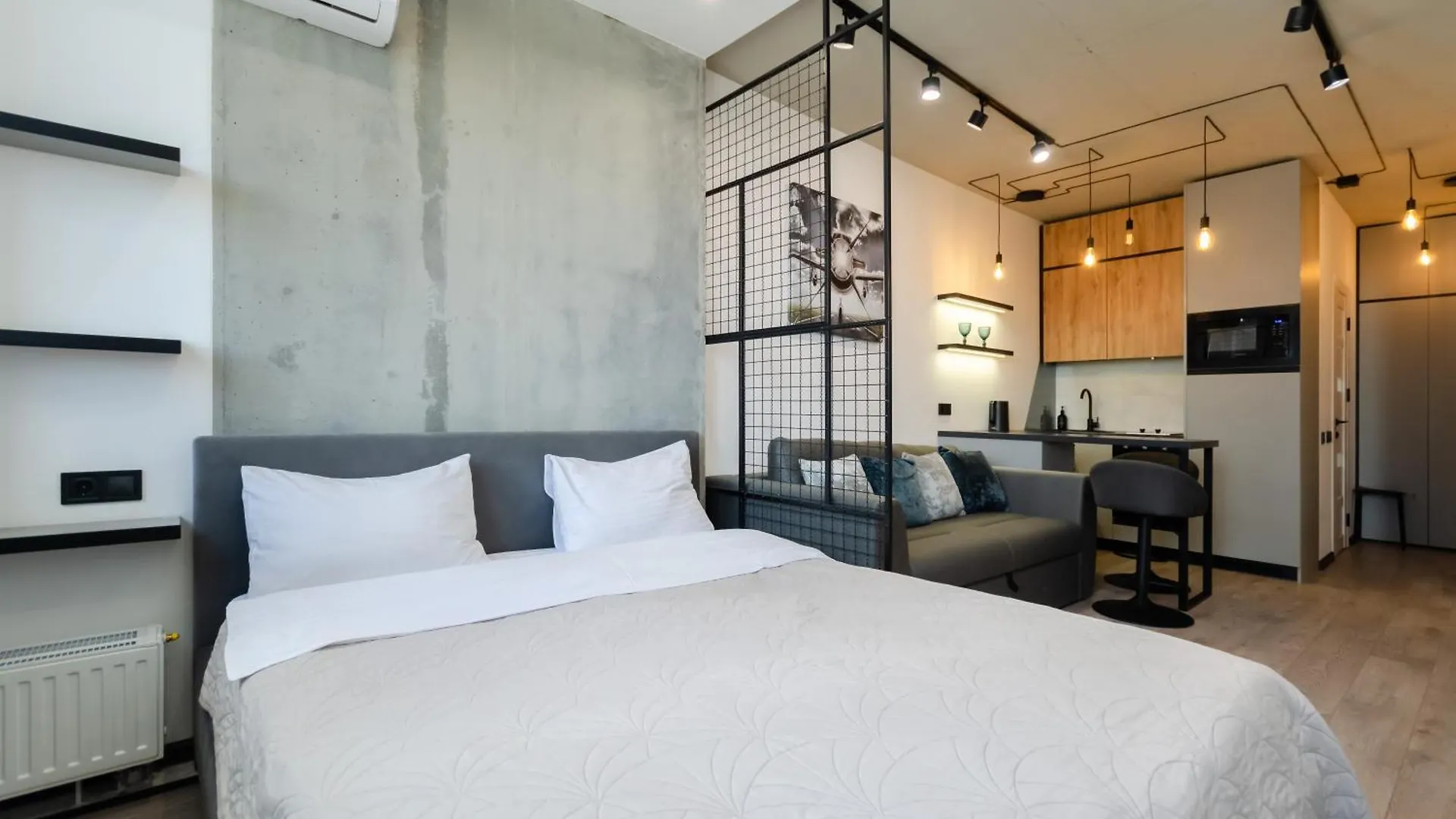 Petrovdom Apartments 68A-68B-305A-305B-280A-280B-265A-265B In Smart Rc Manhattan, Beresteiskyi 11 Kiev 0*,